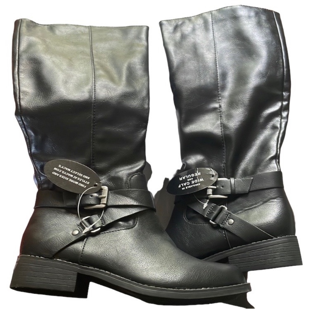 🖤SOLD🖤NIB black boots size 6